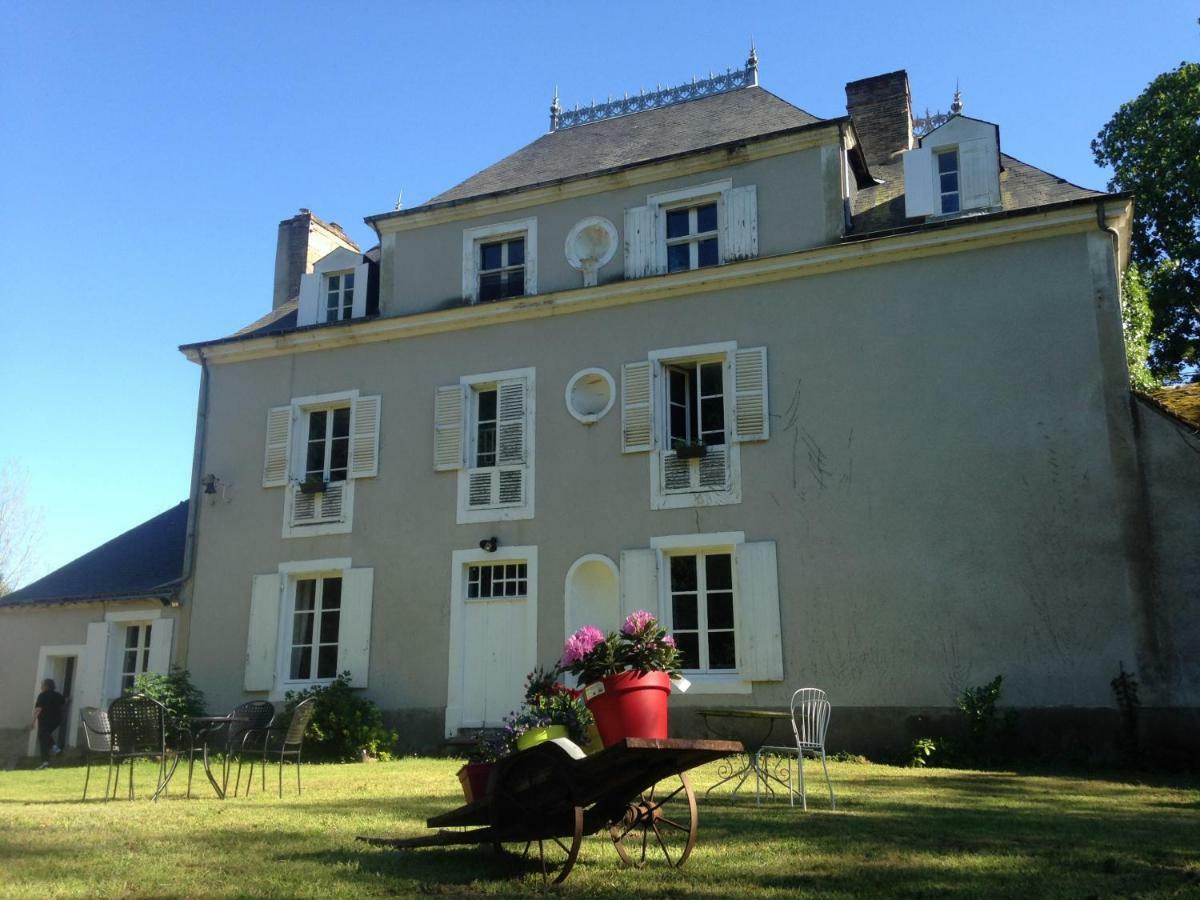 Bed and Breakfast Le Petit Plessis Ruaudin Екстер'єр фото
